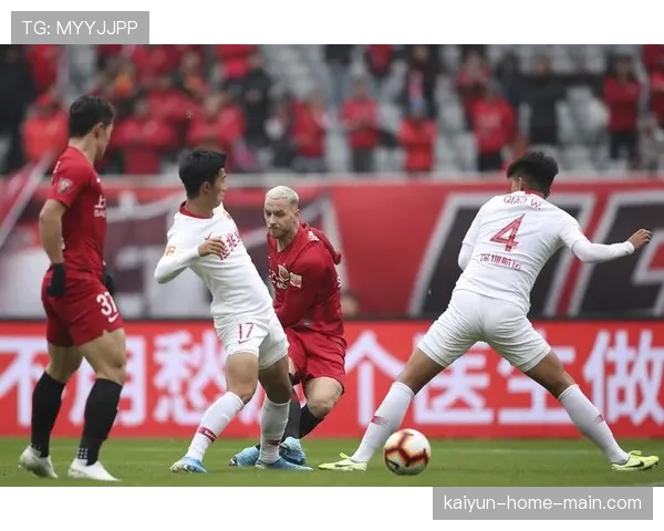 深圳主场击败上海 终结对手九连胜势头